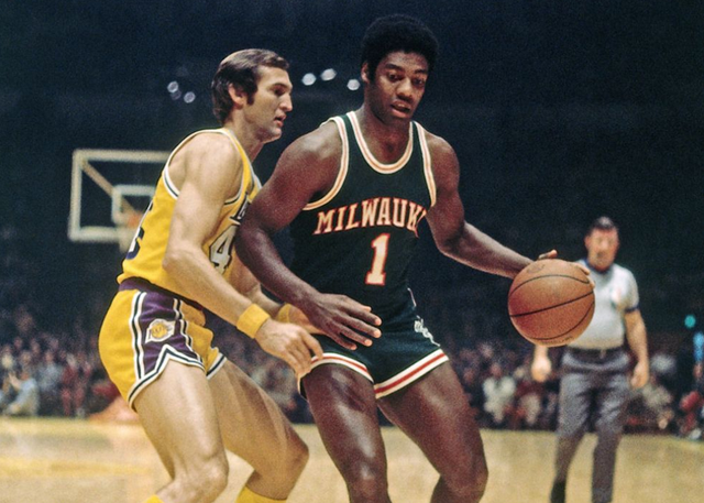 赛季中途成 赛季中途成