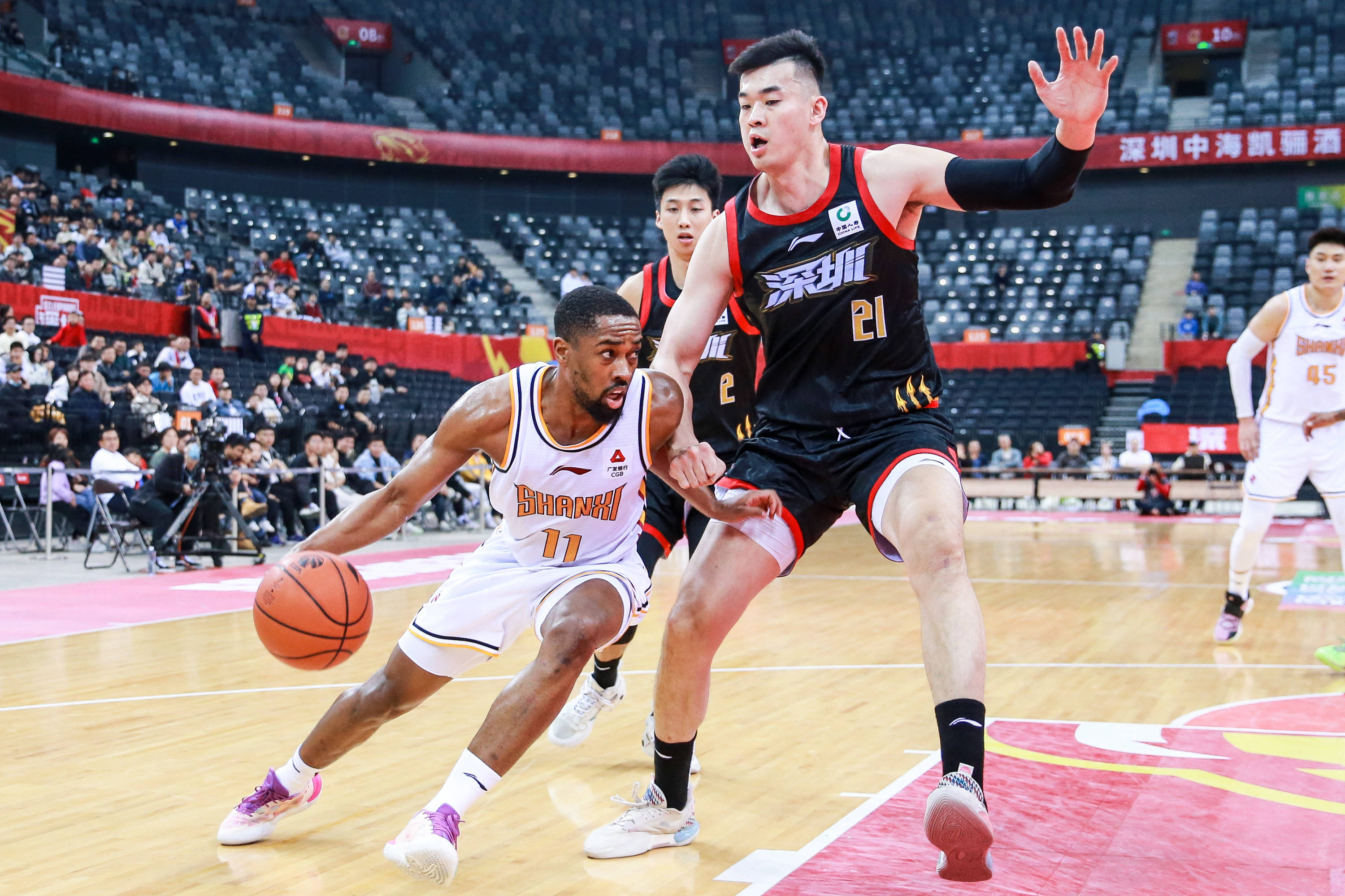 邱彪选择在 邱彪选择在