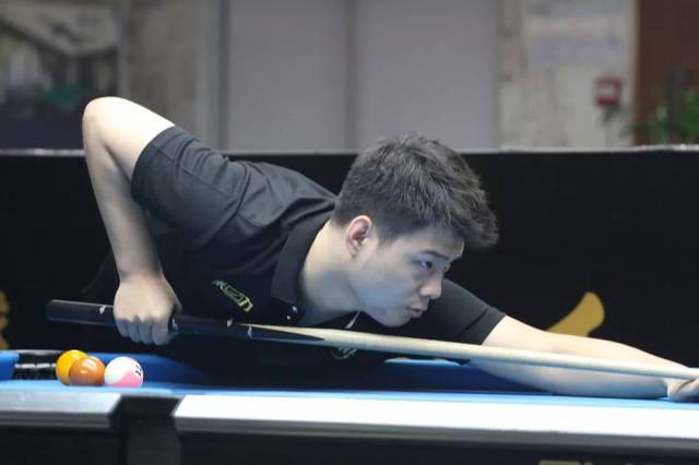 成为了万众 成为了万众